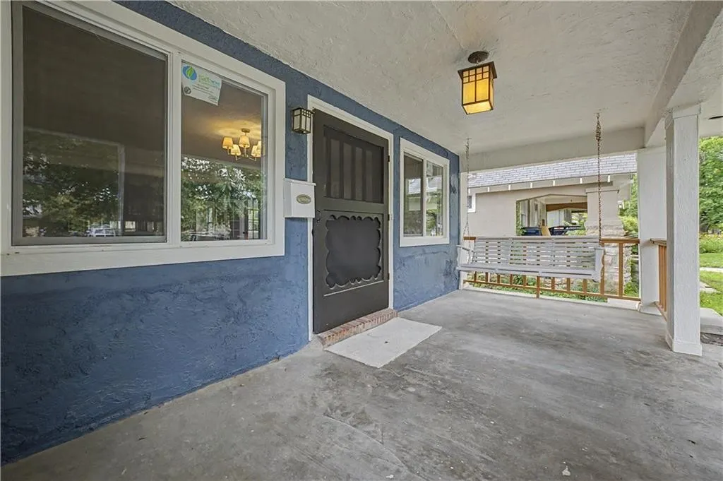 5633 Harrison St photo 3