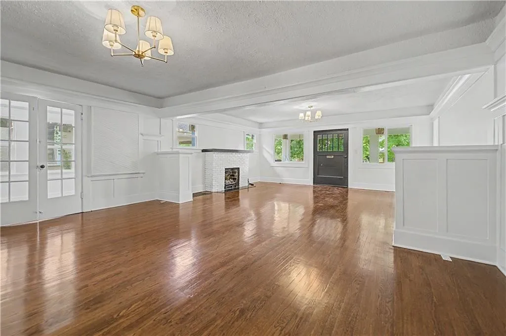 5633 Harrison St photo 9